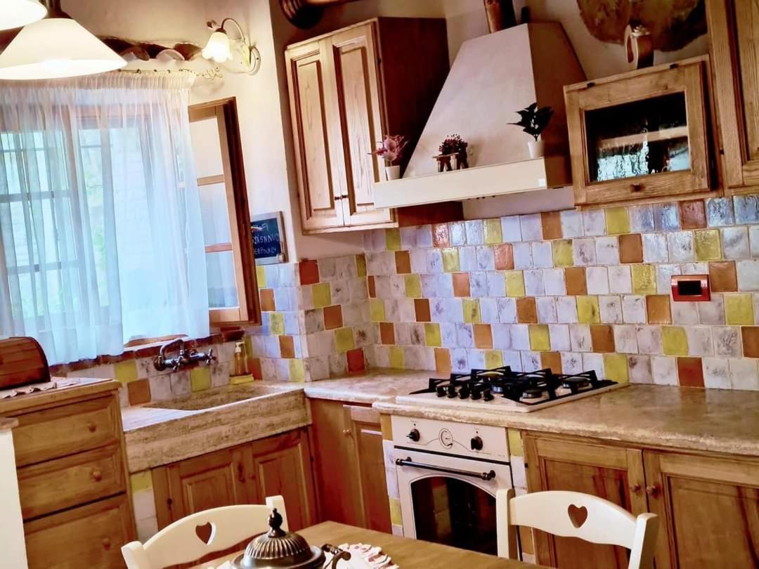 La Casetta Nel Borgo كاستيلنوفو دي فال دي سيسينا المظهر الخارجي الصورة